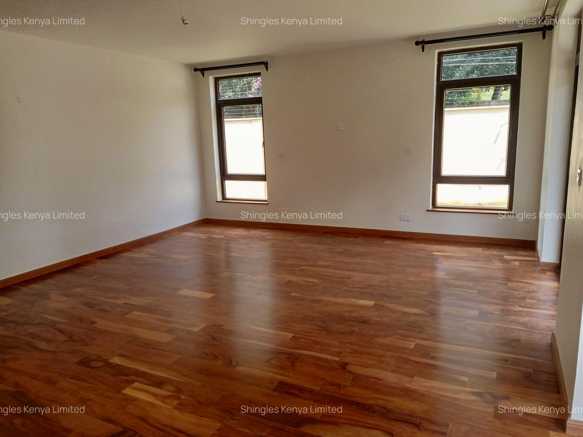 5 Bed Townhouse with En Suite at Njumbi Rd - 10