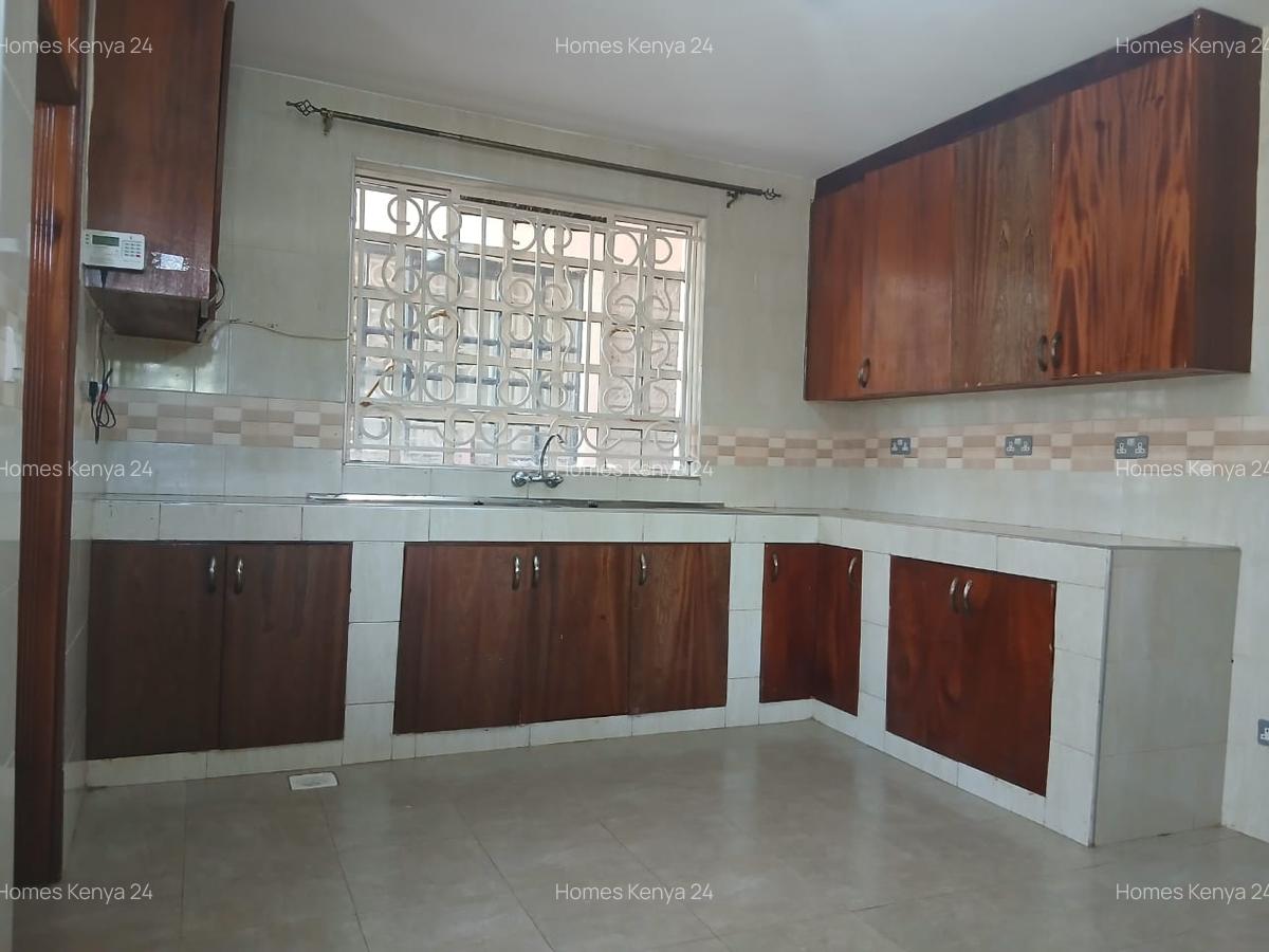 4 Bed House in Thome - 10