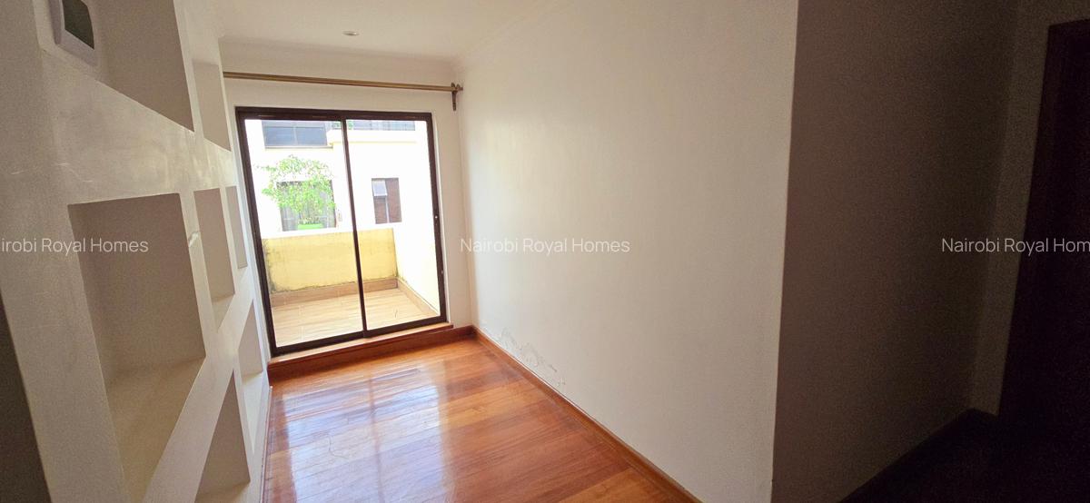 5 Bed Townhouse with En Suite at Kaputei Garden - 17