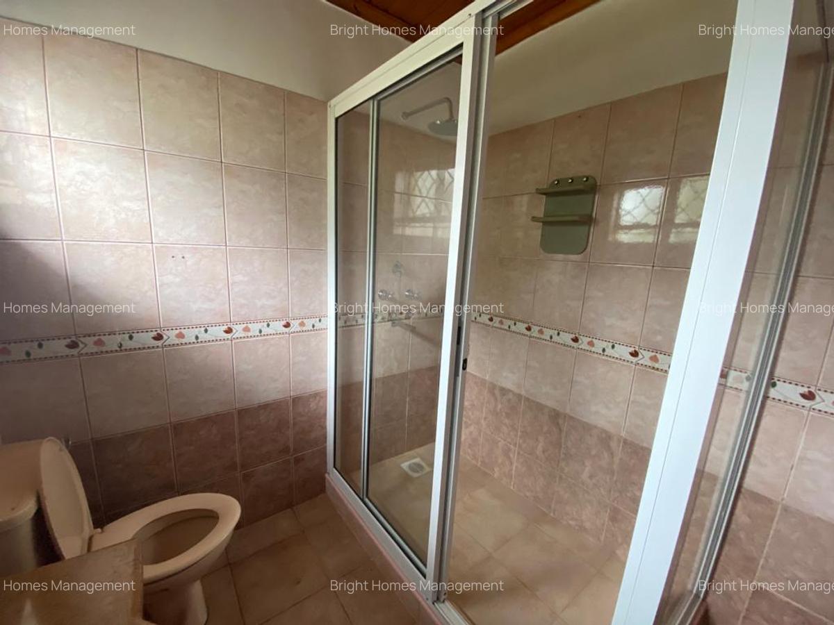 4 Bed Townhouse with En Suite in Lavington - 11