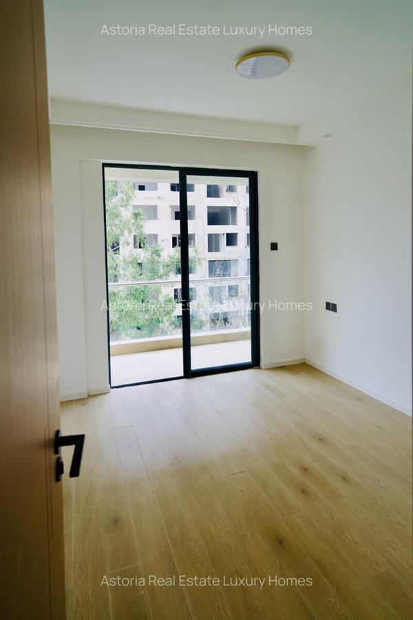 1 Bed Apartment with En Suite at 2026-250 1 Bed - 5