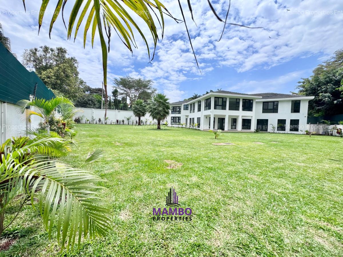 5 Bed House with En Suite at Runda - 1