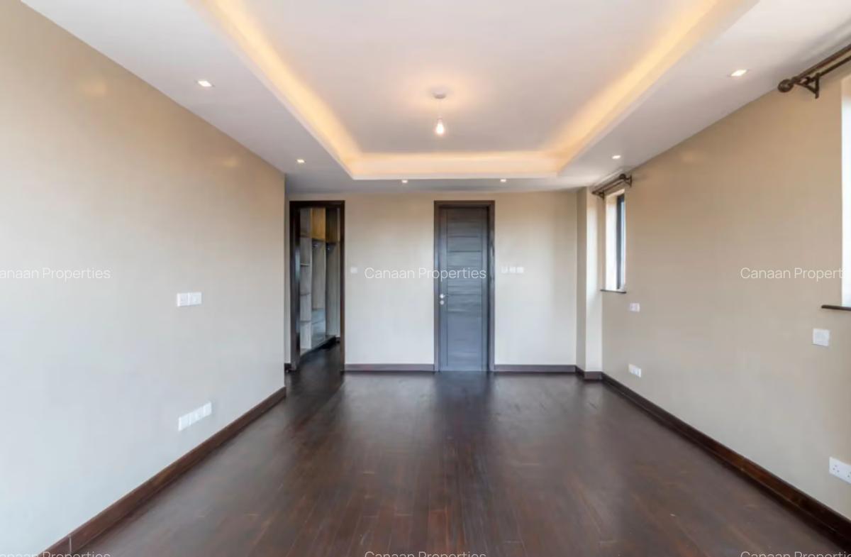 4 Bed Apartment with En Suite in Lavington - 2