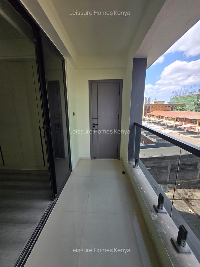 1 Bed Apartment with En Suite at Westlands Road - 10