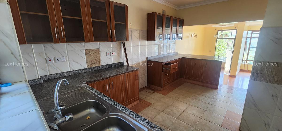 3 Bed Villa with En Suite at Kandisi - 10