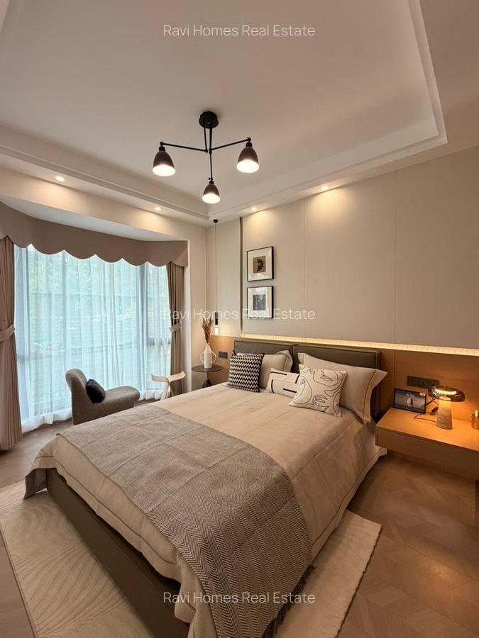 1 Bed Apartment with Swimming Pool in Riverside - 9