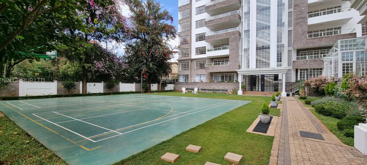 Serviced 3 Bed Apartment with En Suite at Valley Arcade - 1