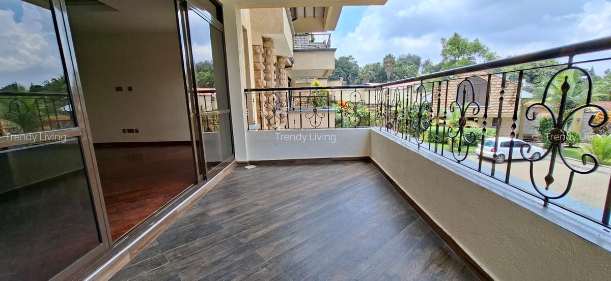 6 Bed Townhouse with En Suite in Lavington - 10
