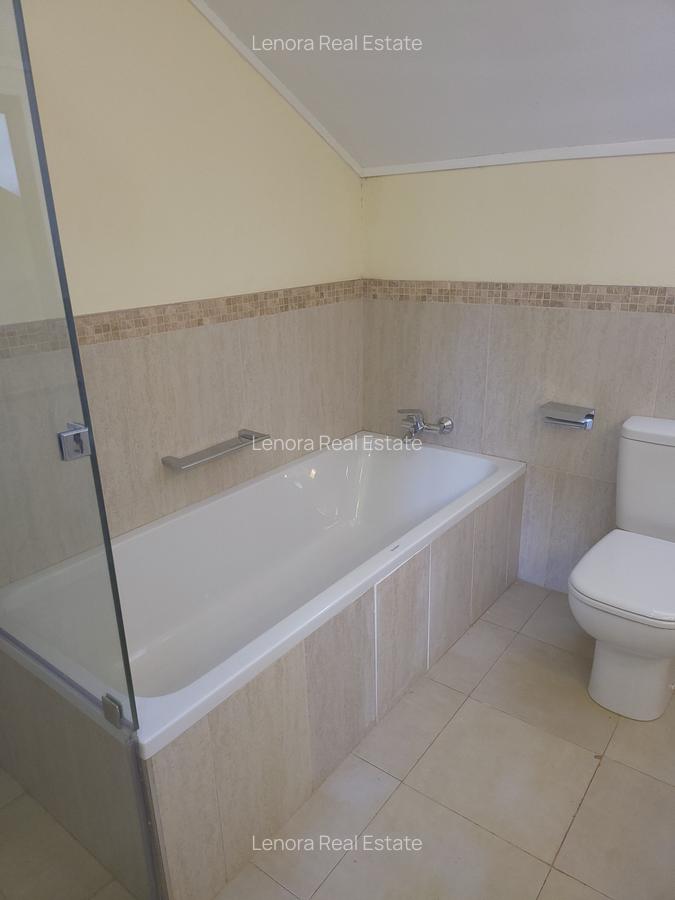 5 Bed Villa with En Suite in Karen Hardy - 12