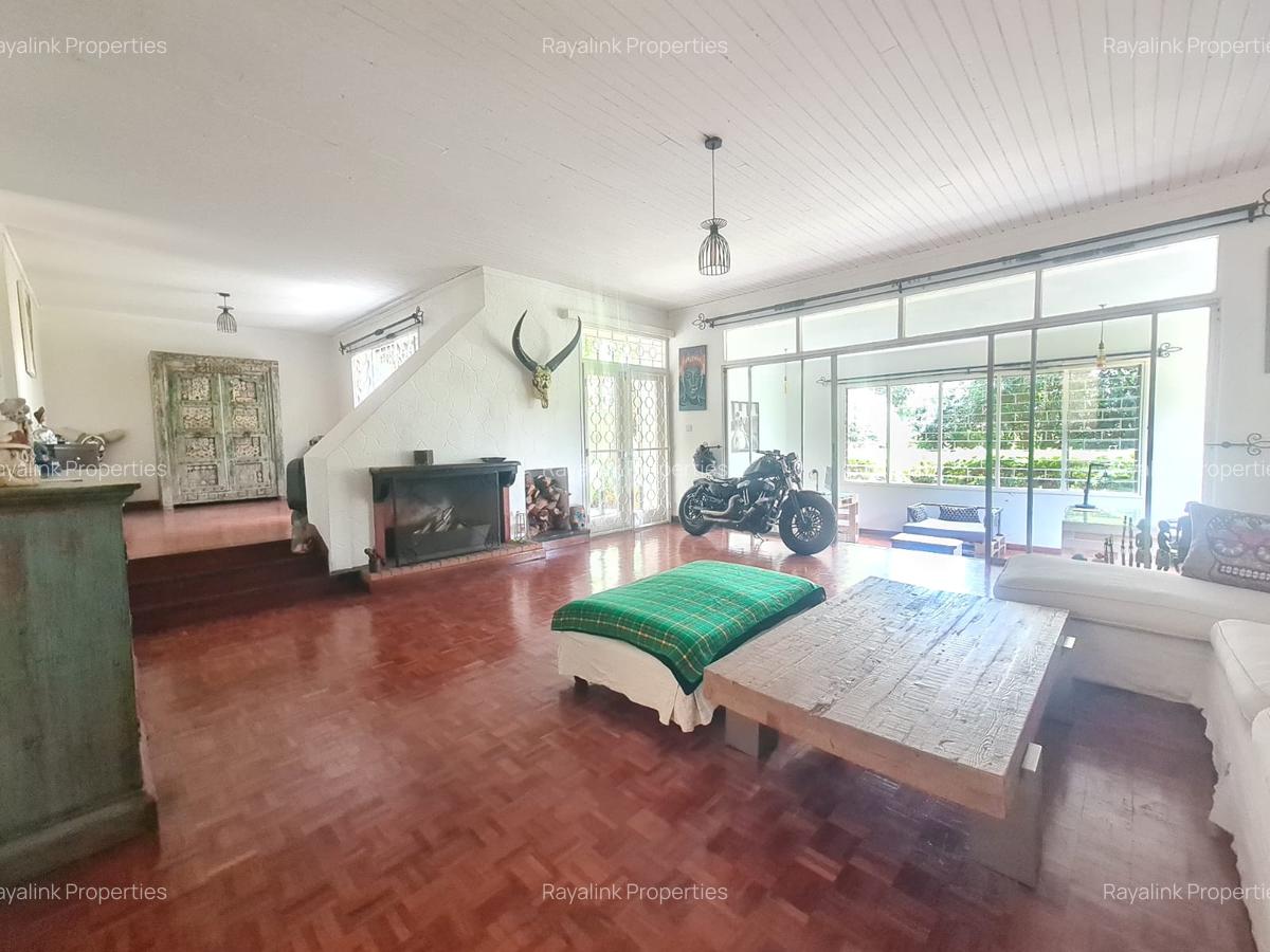 4 Bed House with En Suite at Loresho - 9