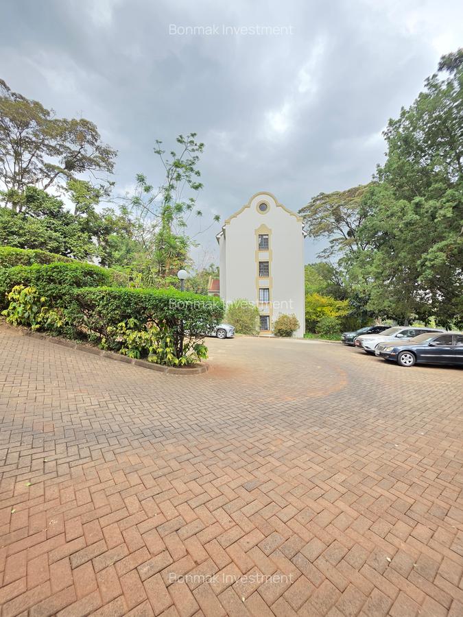 3 Bed Apartment with En Suite at Old Muthaiga - 19
