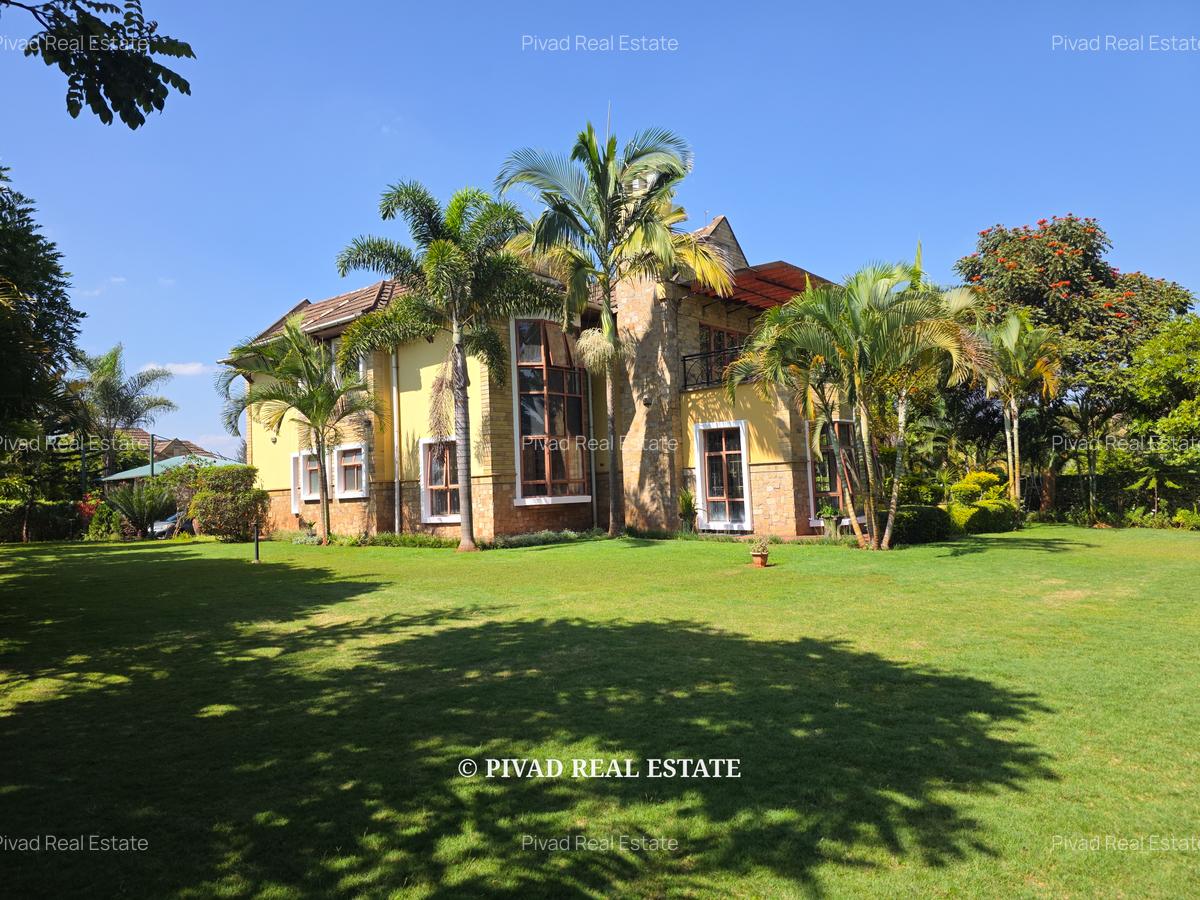 5 Bed House with Swimming Pool in Runda - 1