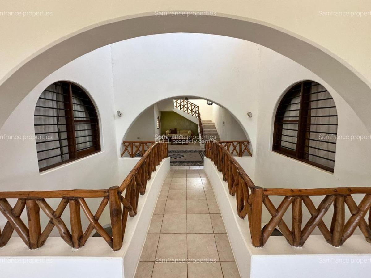 4 Bed Villa with En Suite at Watamu - 10