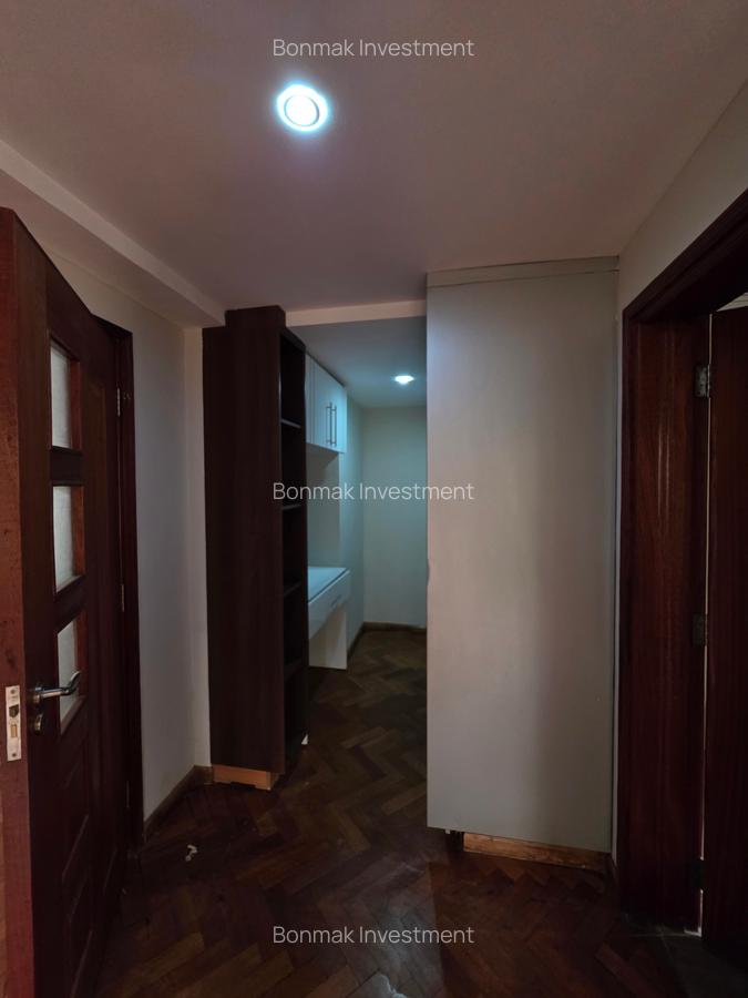 4 Bed Townhouse with En Suite at Lavington Green - 18