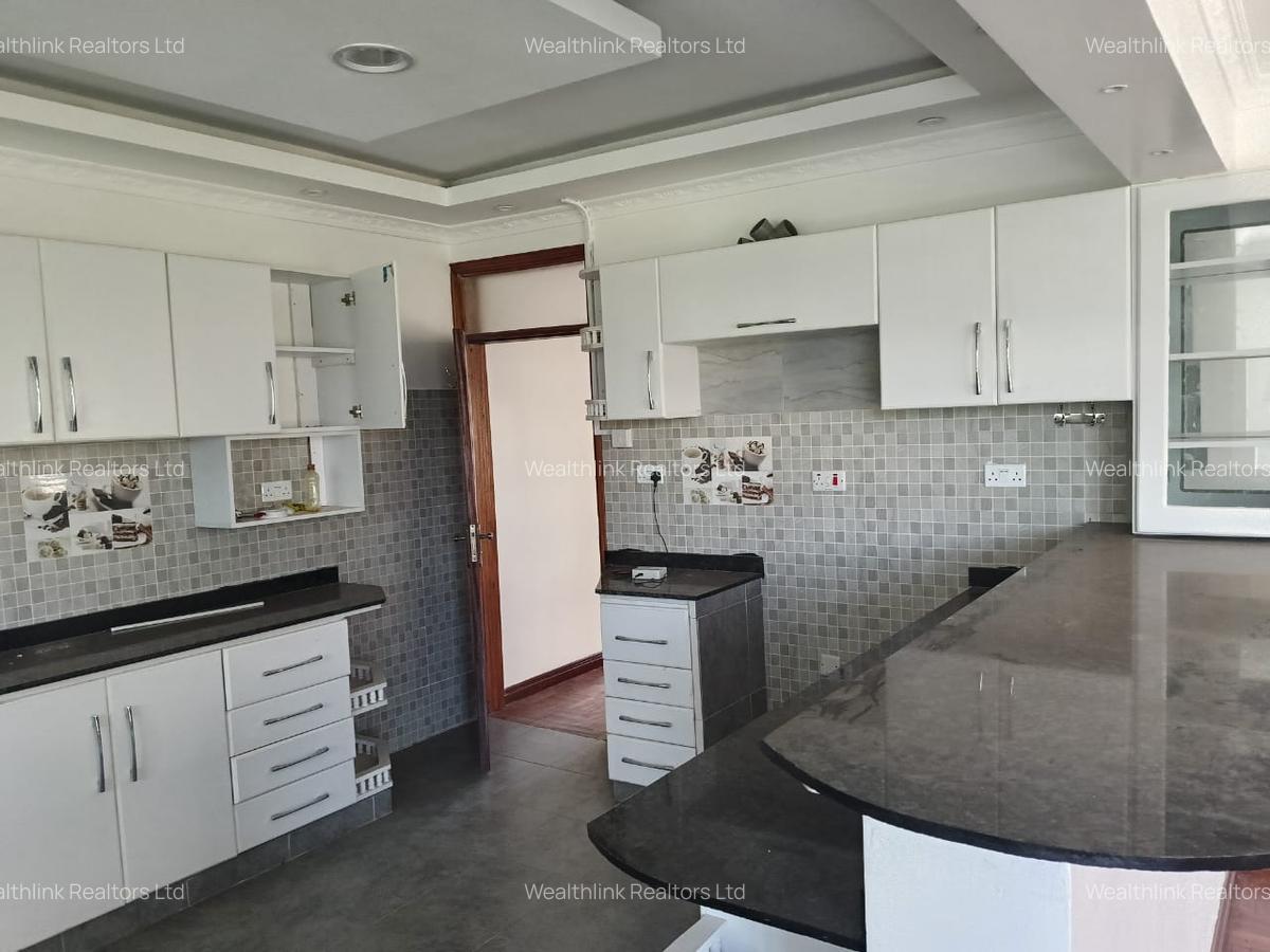 4 Bed House with En Suite at Runda - 5