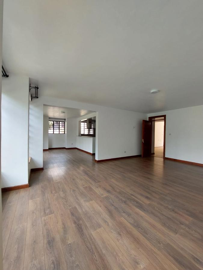 4 Bed Townhouse with En Suite in Lavington - 10