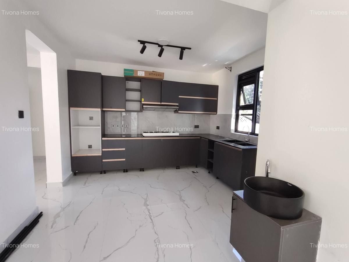 5 Bed House with En Suite in Ruiru - 9