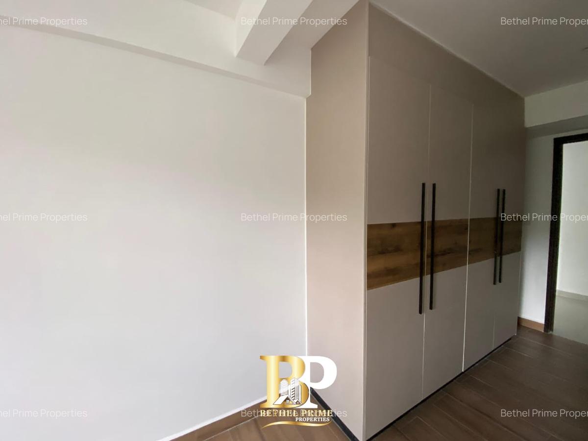 3 Bed Apartment with En Suite in General Mathenge - 17