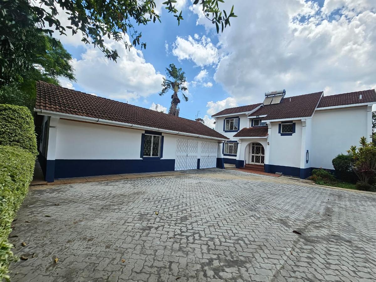 4 Bed House with En Suite in Runda - 18