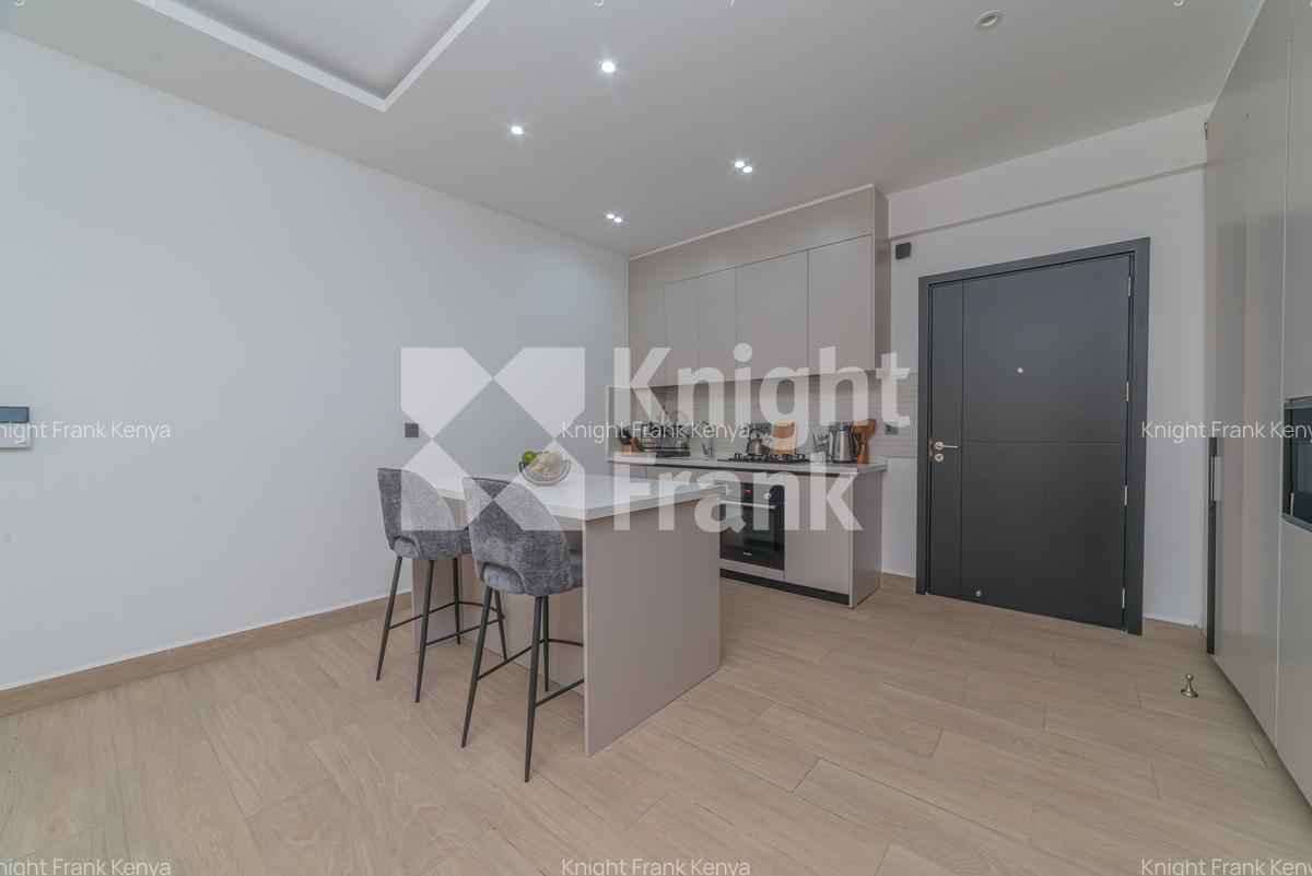 1 Bed Apartment with En Suite at Riverside Gardens - 5