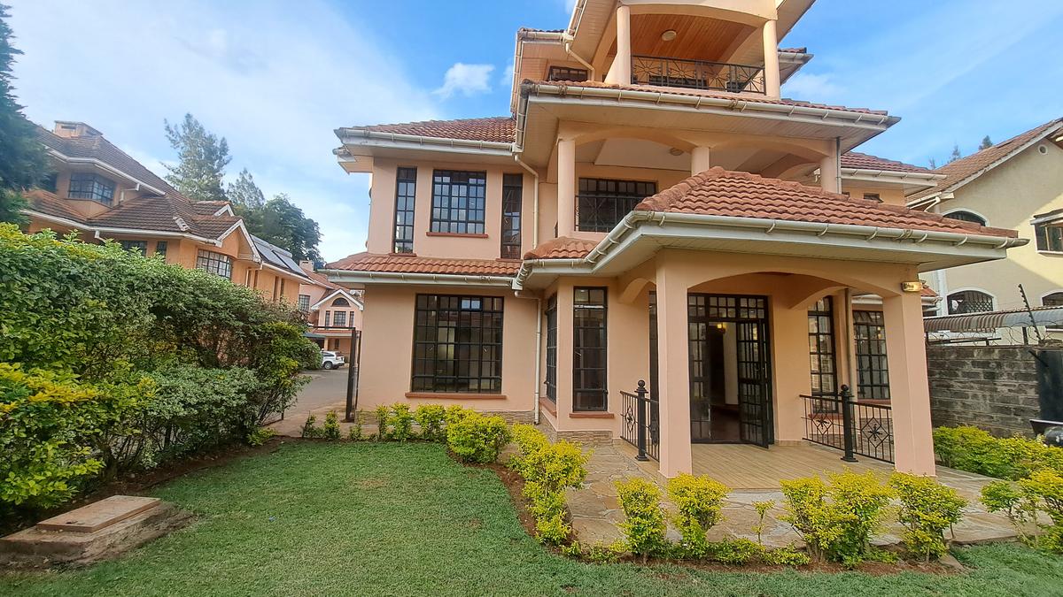 5 Bed Townhouse with En Suite at Chalbi Drive - 1