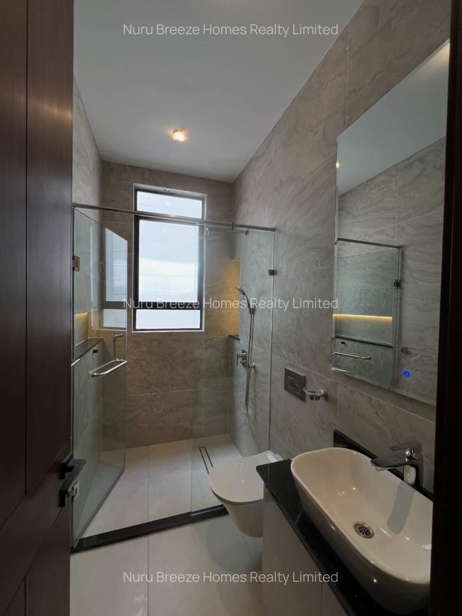 6 Bed Villa with En Suite in Kitisuru - 13