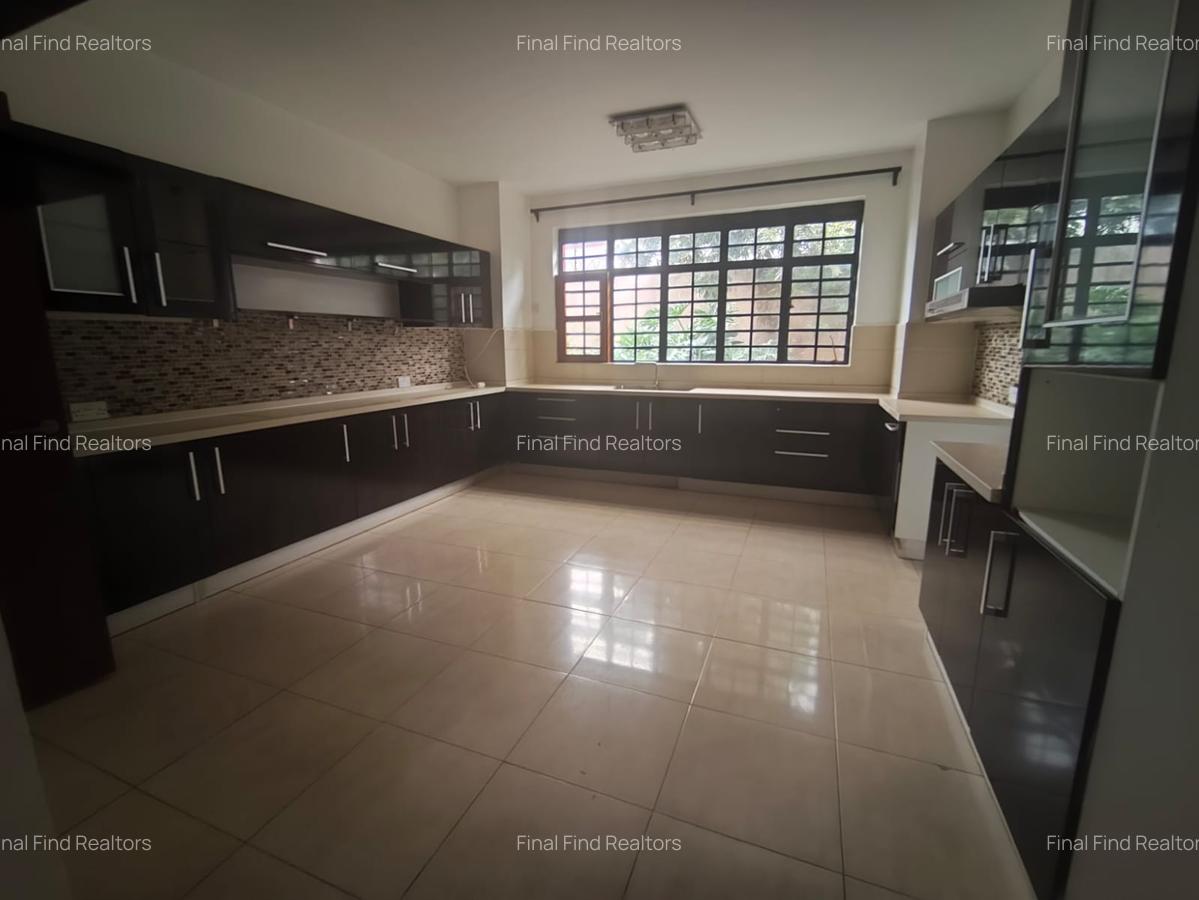 4 Bed Townhouse with En Suite in Runda - 13