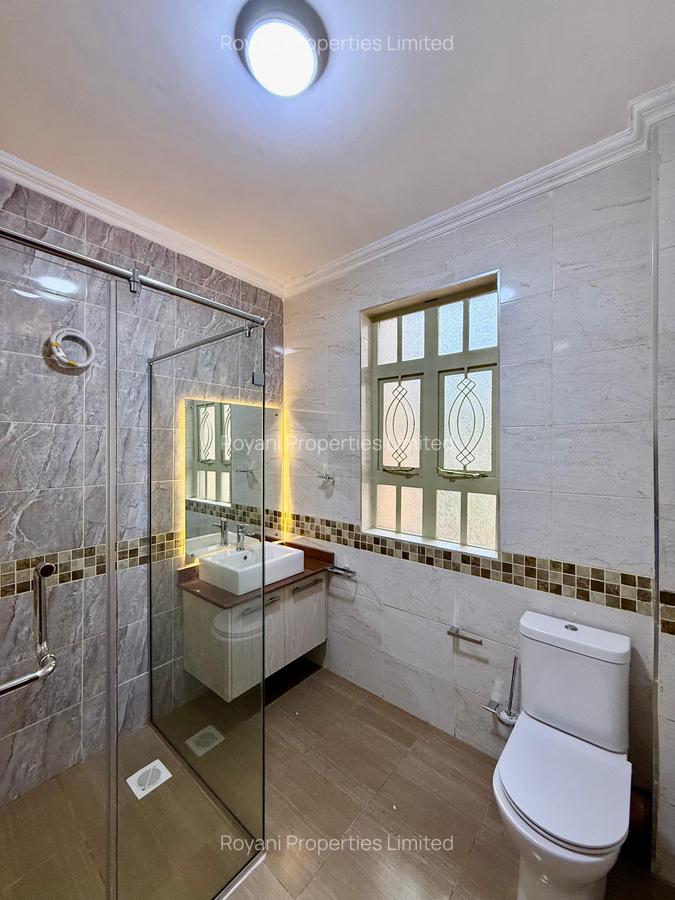 9 Bed House with En Suite in Rosslyn - 16