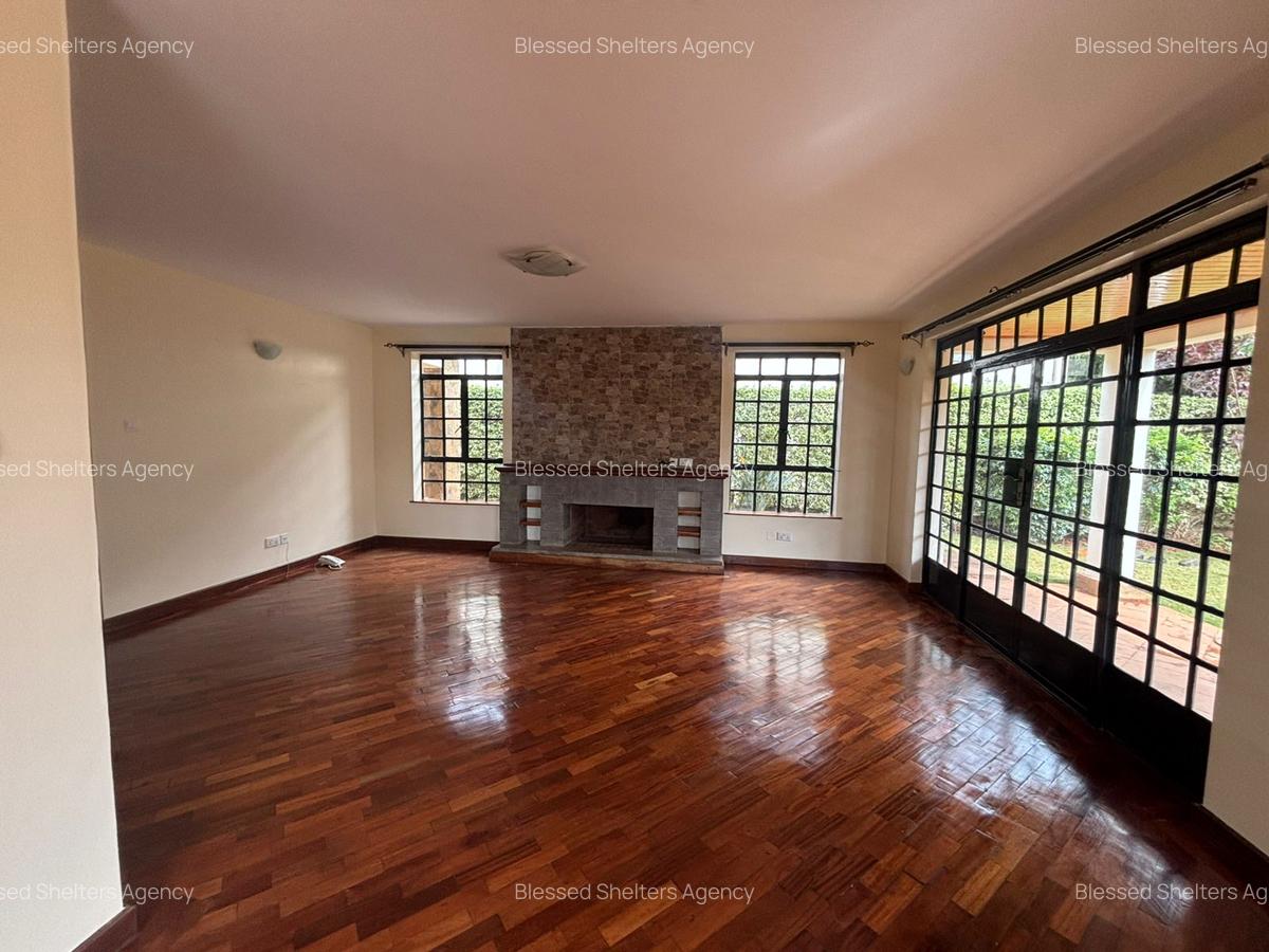 4 Bed Villa with En Suite in Kiambu Road - 14