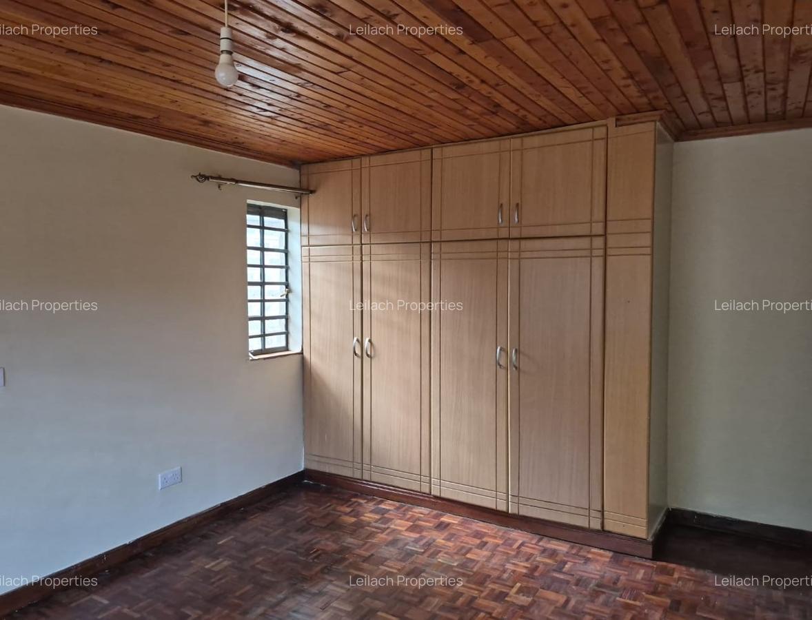 4 Bed House with En Suite in Karen - 10