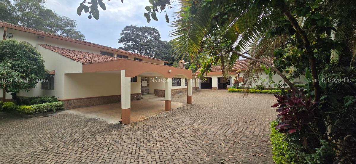 5 Bed House with En Suite at Nyari Redhil Road - 8
