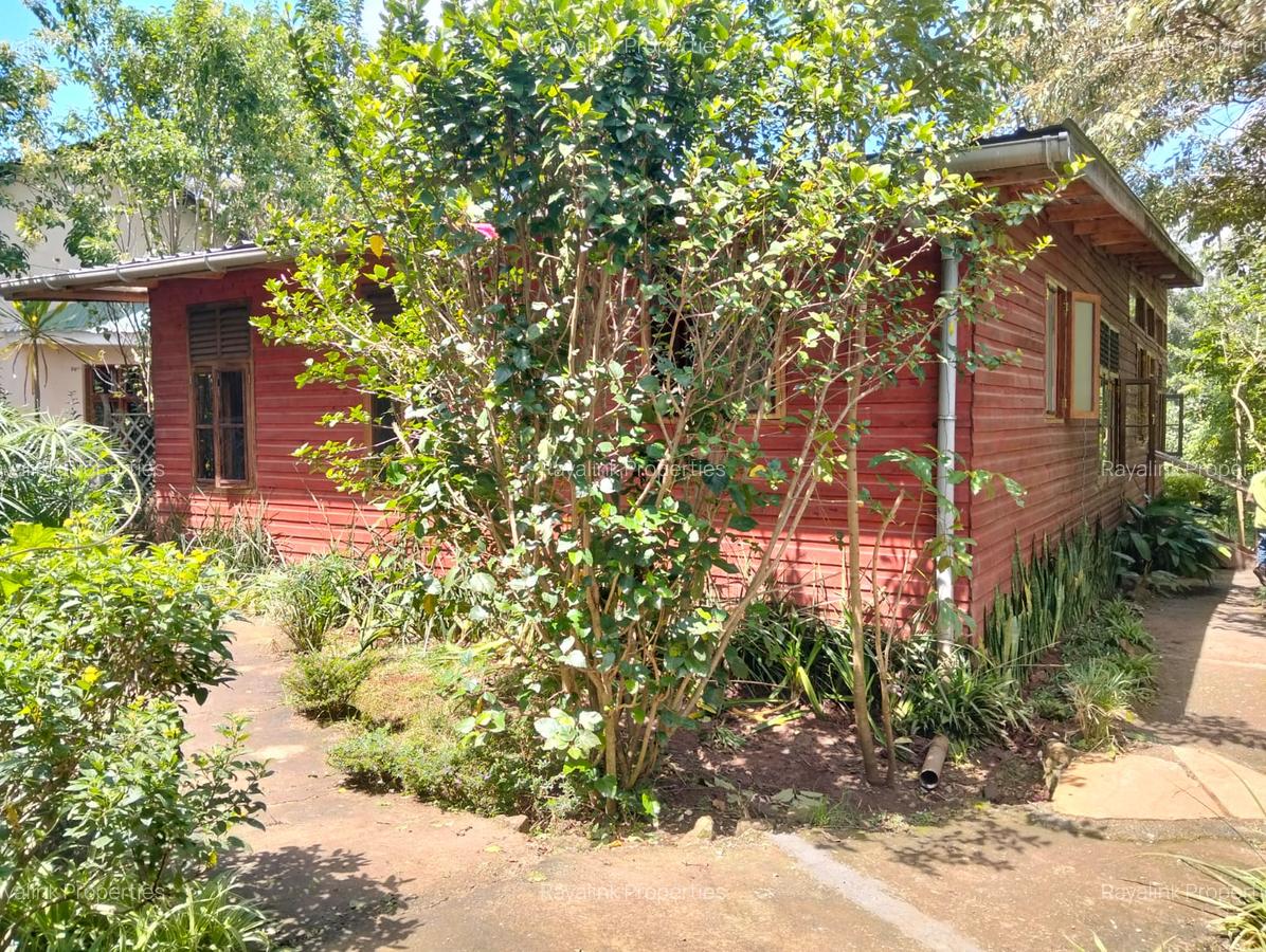 2 Bed House with En Suite at Karen - 2