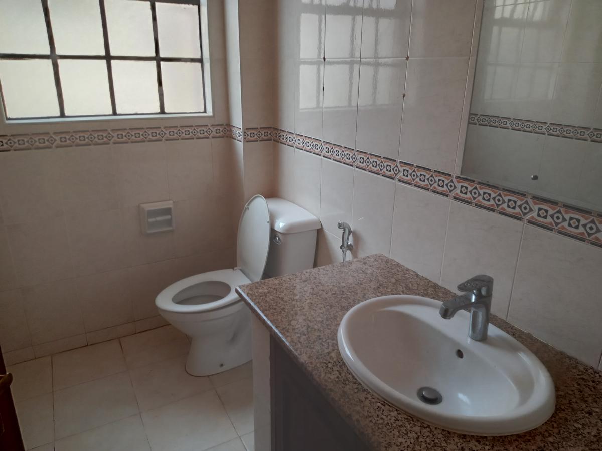 4 Bed Townhouse with En Suite at Lavington Estate Nairobi - 9