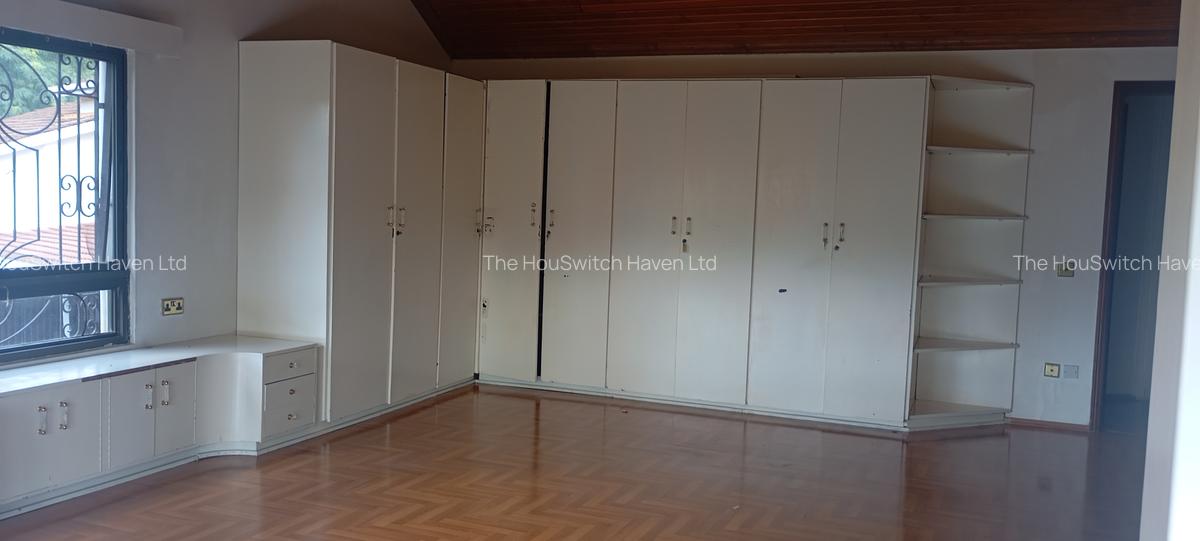 6 Bed House with En Suite at Off Un Avenue - 13