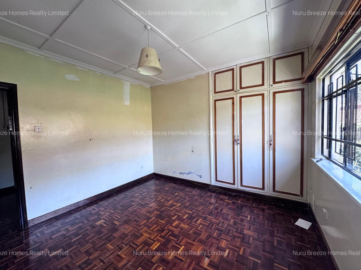 4 Bed House with En Suite in Nyari - 4