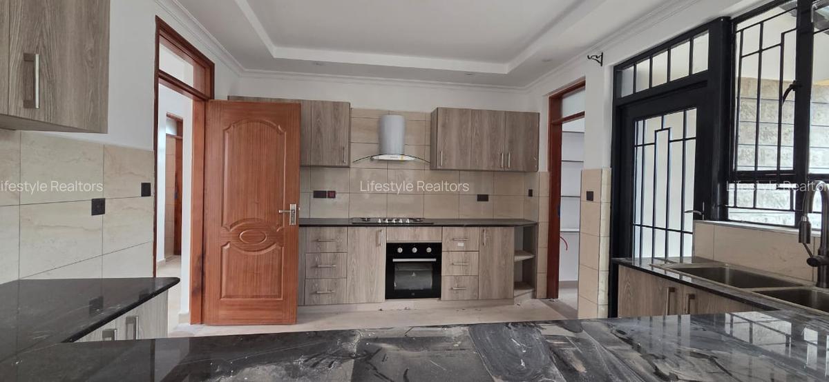 4 Bed House with En Suite at Kamakis - 4