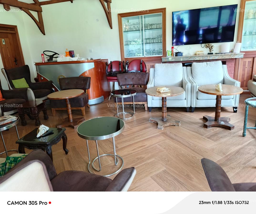 1 Bed Villa with En Suite at Lavington - 14