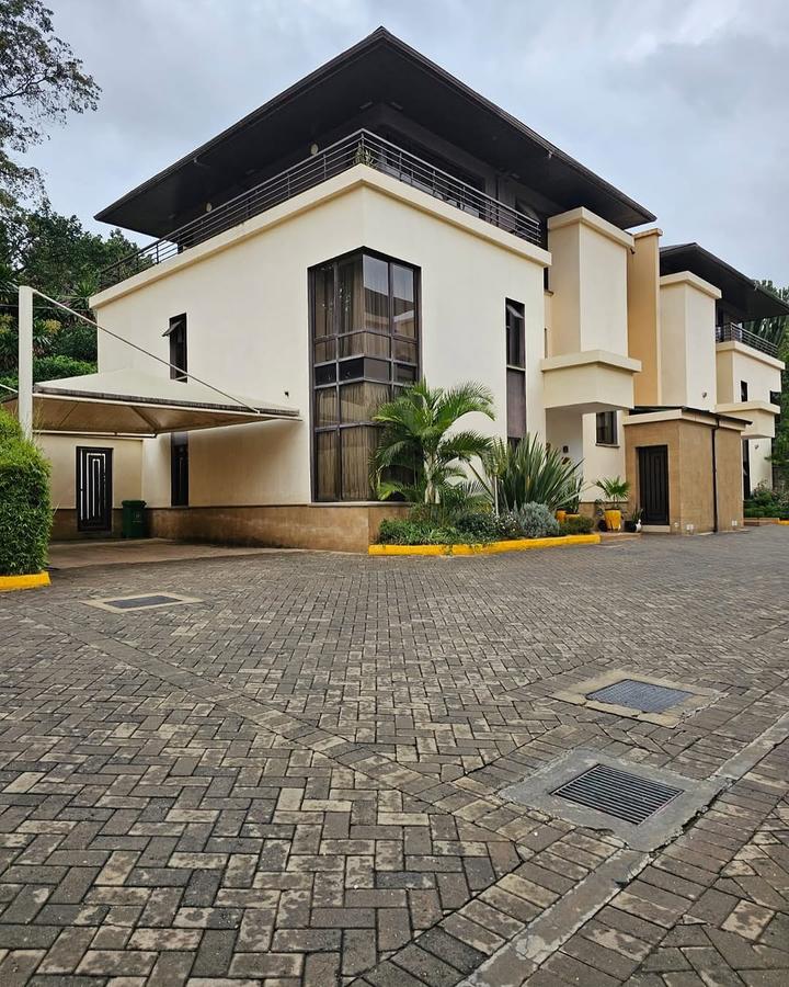 4 Bed Townhouse with En Suite at Kaputei Gardens - 1