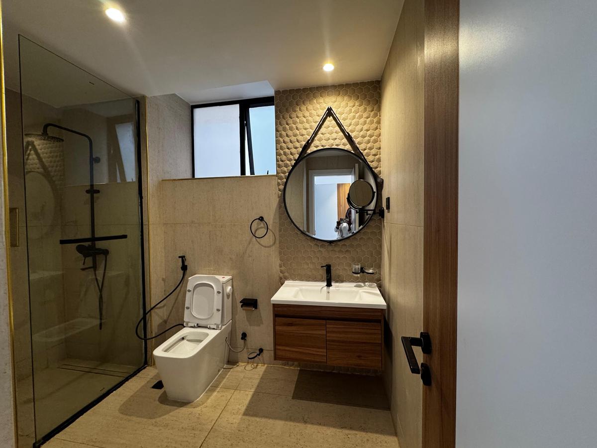 2 Bed Apartment with En Suite in Brookside - 3