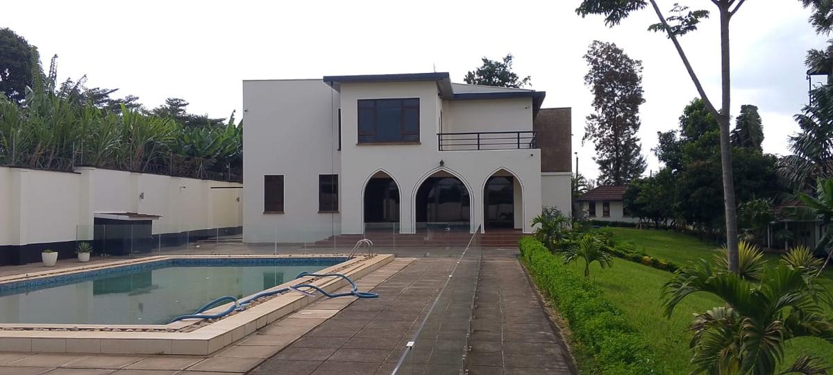 5 Bed Townhouse with En Suite in Runda - 10