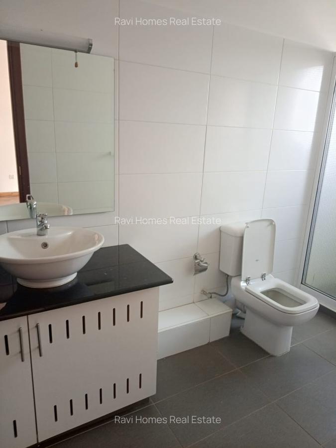 3 Bed Apartment with En Suite in Kilimani - 13