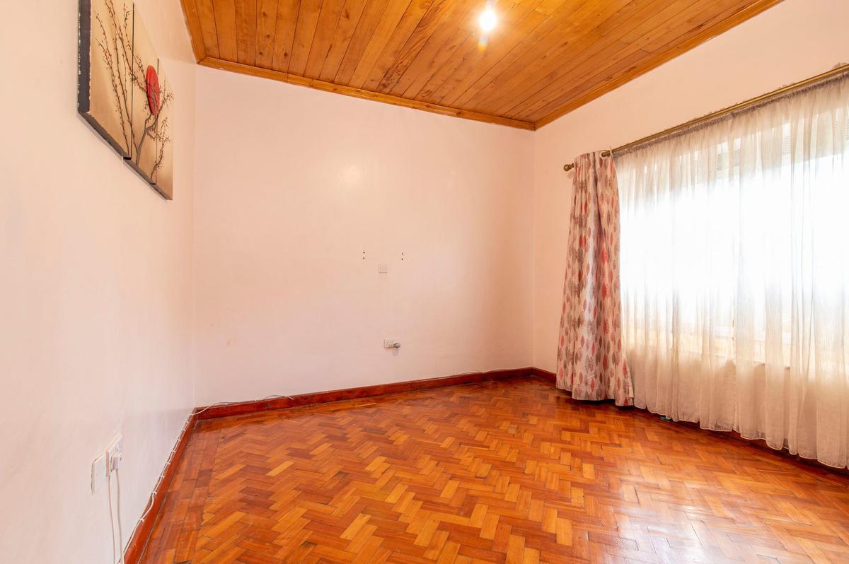 5 Bed Townhouse with En Suite in Waiyaki Way - 10