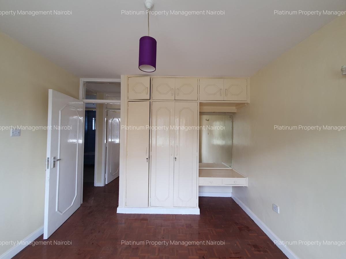 2 Bed Apartment with Parking at Parklands Rd - 10