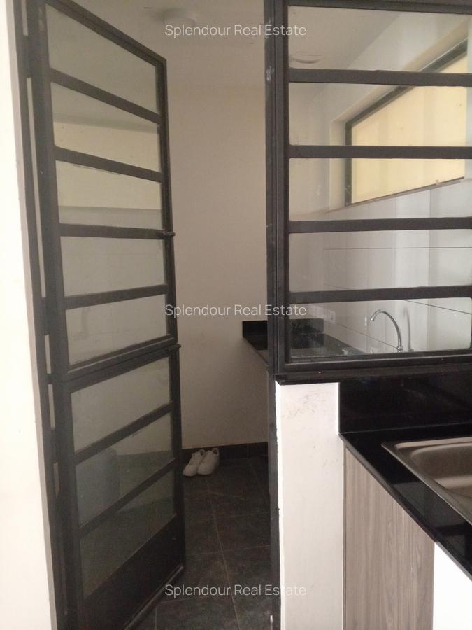 2 Bed Apartment with En Suite in Parklands - 7