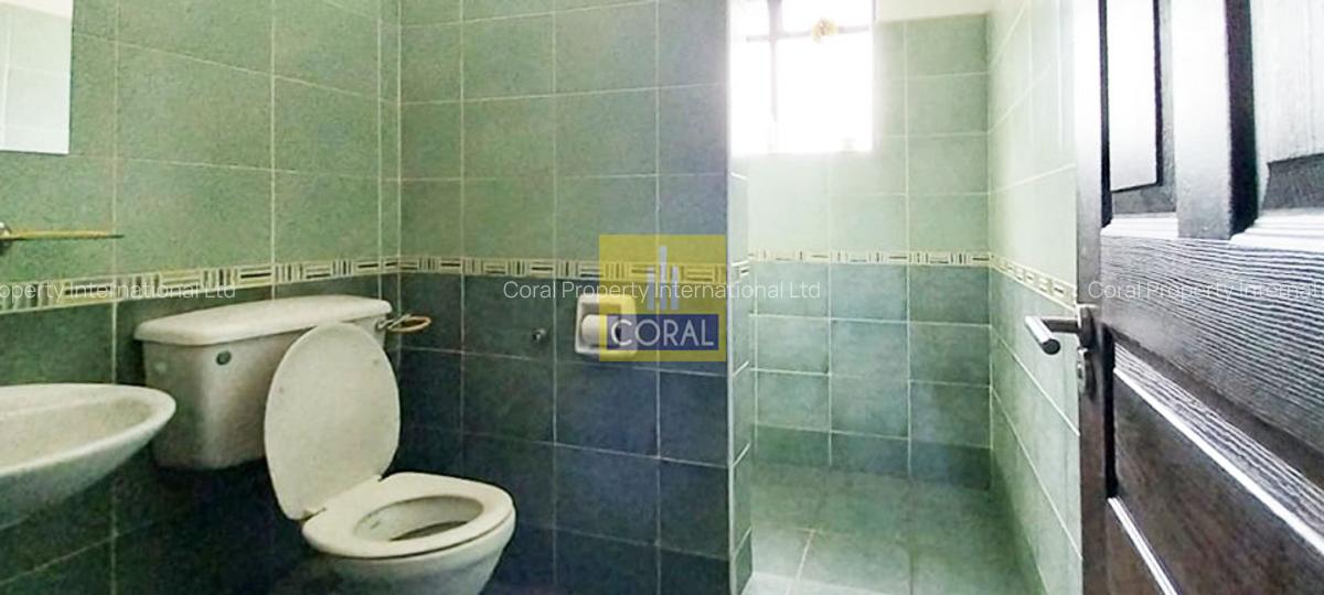 3 Bed Apartment with Parking in Mlolongo - 4