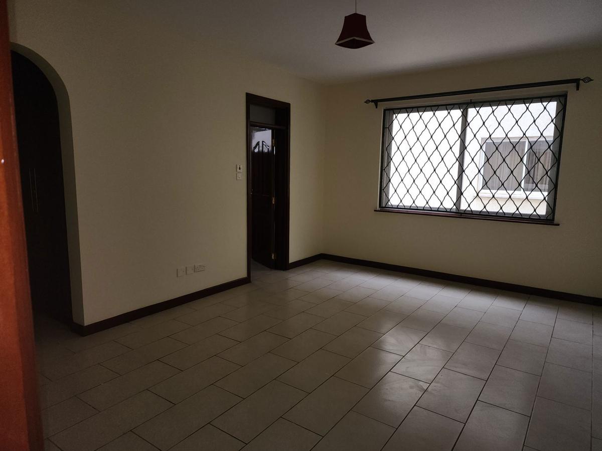 3 Bed Apartment with En Suite in Westlands Area - 5