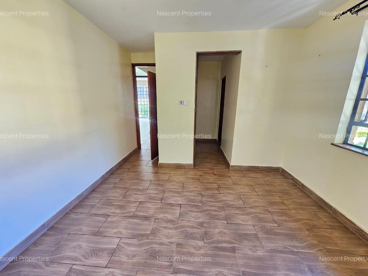 5 Bed Townhouse with En Suite in Kyuna - 7