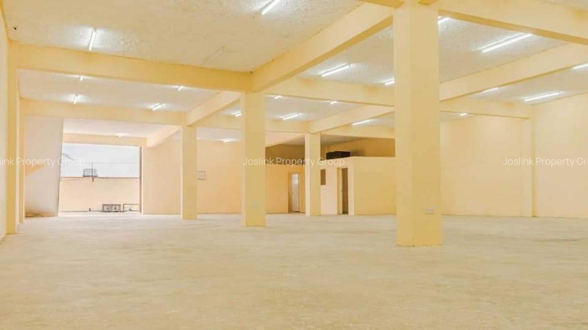 Warehouse with Parking at Simanzi - 4