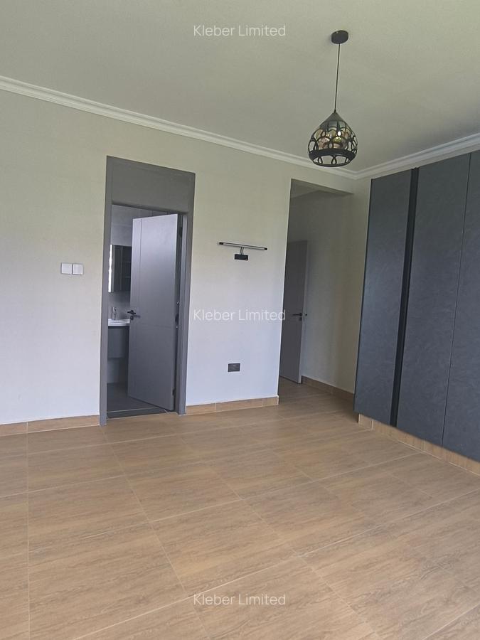 3 Bed House with En Suite in Kitengela - 14