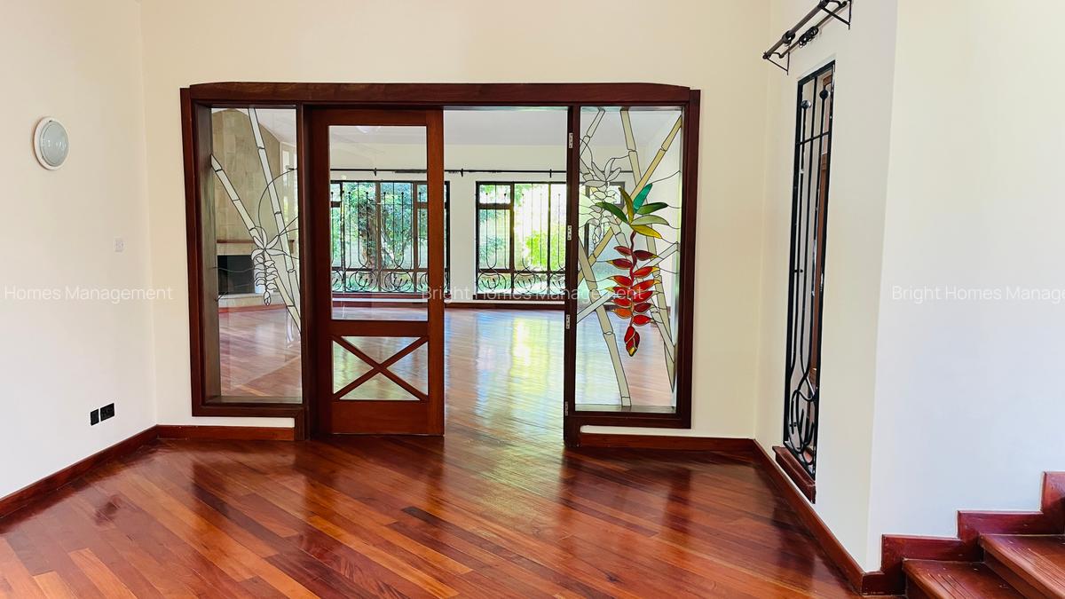 5 Bed Villa with En Suite in Runda - 11